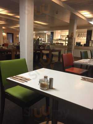 Fellows Bar And Cafe