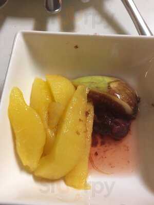 Fellows Bar And Cafe