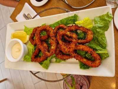 Cyren Bar Grill Seafood