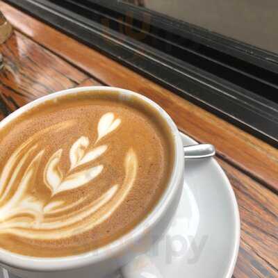 Suzie Q Coffee & Records