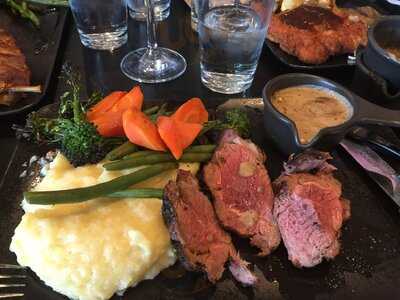 Canberra Southern Cross Club - Woden