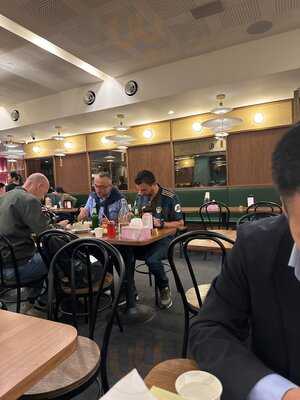 Dodee Paidang Thai Bar And Cafe