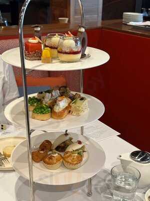 Dock 37 Bar And Kitchen