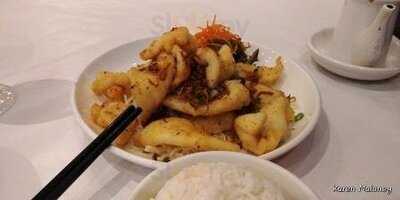 Dragon Boat Restaurant