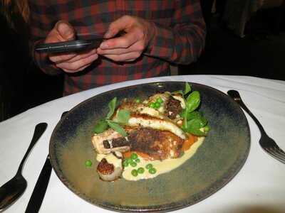 Lively Catch Seafood Restaurant