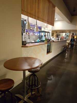 Downstairs Bistro & Lounge