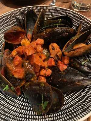 Spoonbill Restaurant And Bar