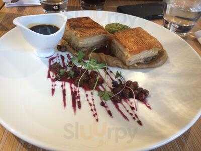 Hunter's Kitchen & Bar