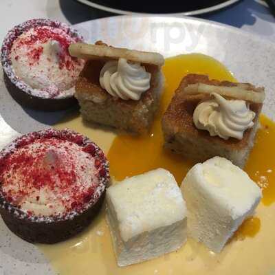 The Cliveden Bar & Dining