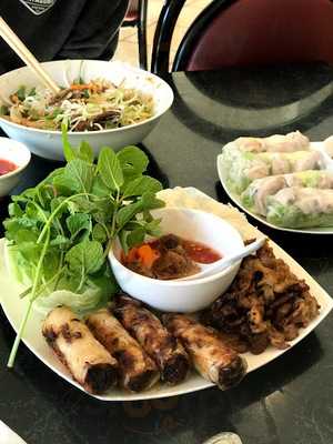 Vietnamese House Restaurant