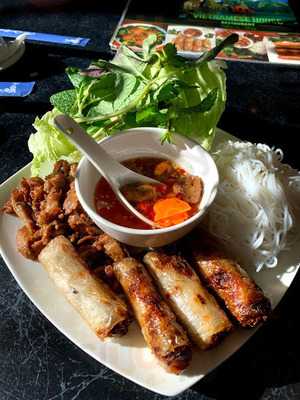 Vietnamese House Restaurant