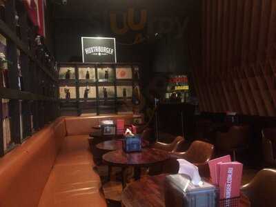 Huxtaburger Fulham Place