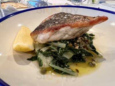 Georges Mediterranean Bar And Grill