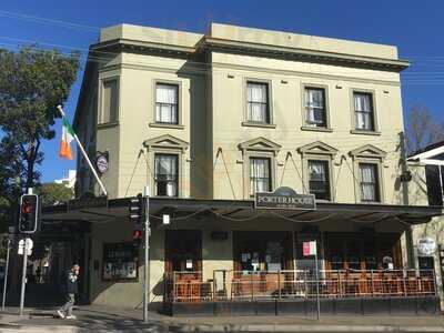 The Porterhouse Irish Pub