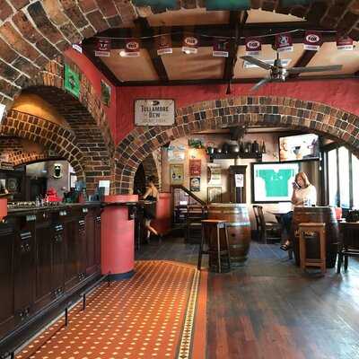 The Porterhouse Irish Pub