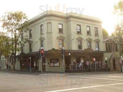 The Porterhouse Irish Pub