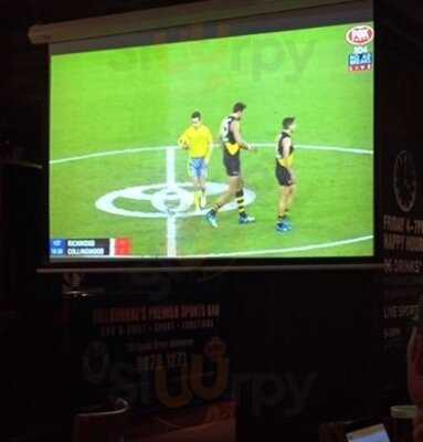 Turf Sports Bar & Grill