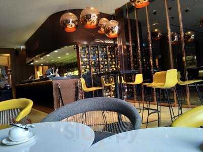 Soiree At The Wentworth