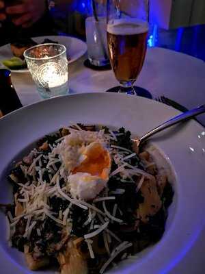 Soiree At The Wentworth