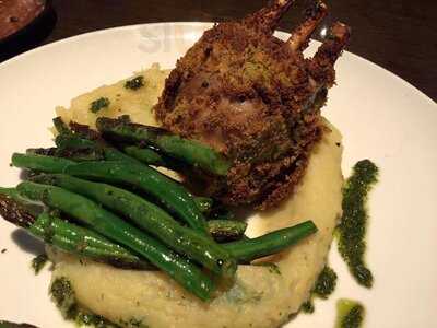 Arbre Bar And Pantry