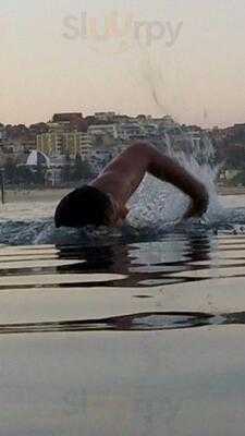 Quattro Passi Cafe Wine Bar & Restaurant