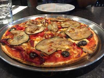 La Zanyas Restaurant & Bar