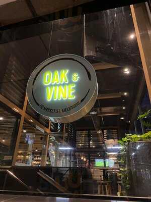 Oak & Vine