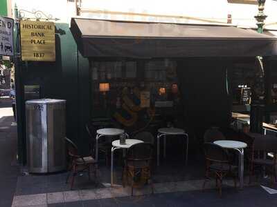 Dikstein's Corner Bar