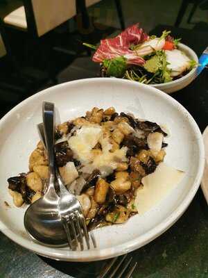 Pretty Boy Italian Steakhouse