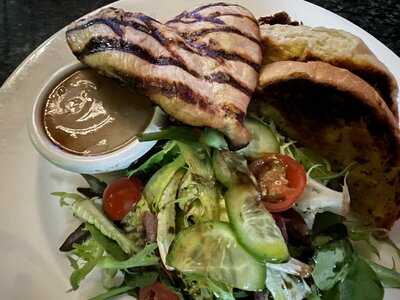 Pyrmont Bridge Hotel