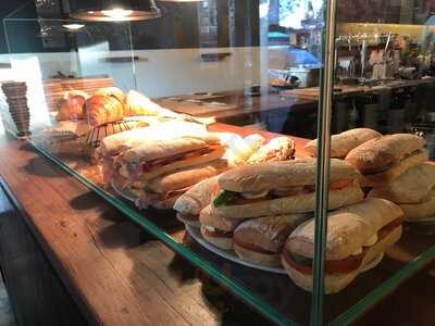 Heartattack And Vine