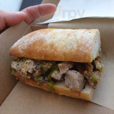 Heartattack And Vine