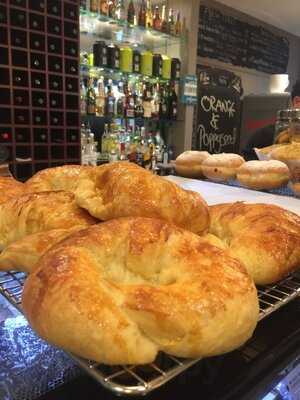 Saporito Cafe Bar & Grill