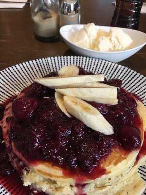 Saporito Cafe Bar & Grill