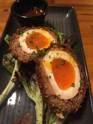 Charles Dickens Tavern