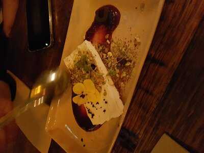 Polepole Bar & Kitchen