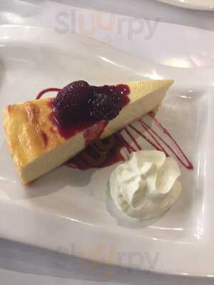 Pier 35 Bar And Grill