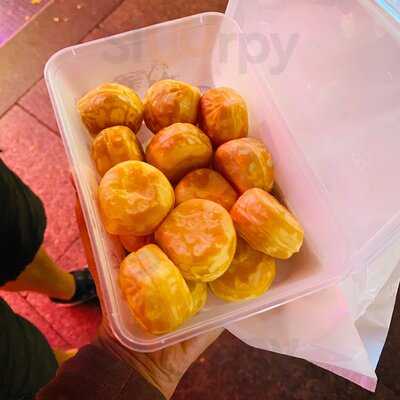 Emperor's Garden Cake & Bakery