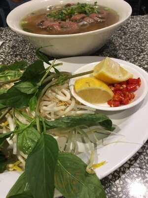 Pho Dzung City Noodle Shop