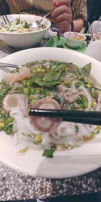 Pho Dzung City Noodle Shop