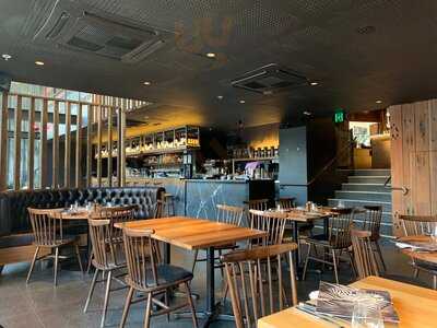 The Meat & Wine Co South Yarra