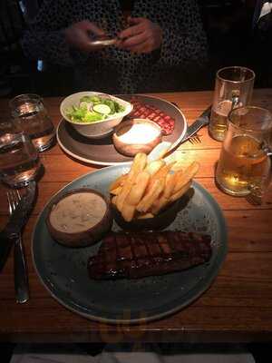 The Meat & Wine Co South Yarra