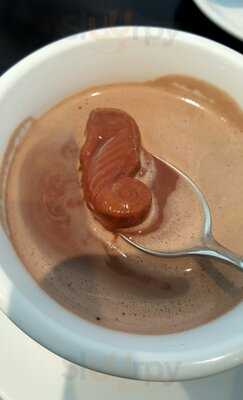 Guylian Belgian Chocolate Cafe