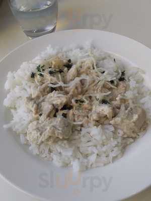 Benjamin's Dining & Bar