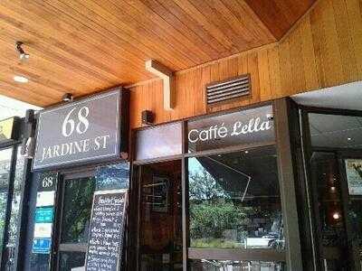 Cafe Lella