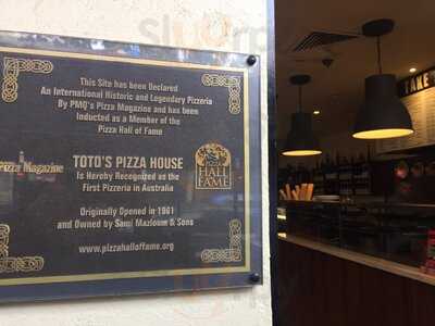 Toto's Pizza House