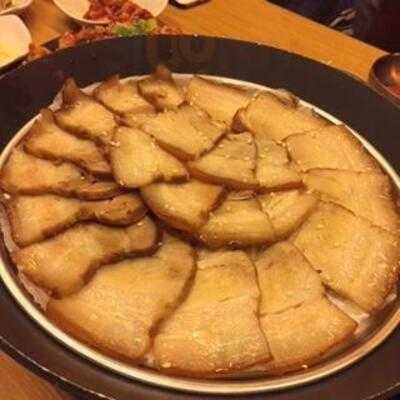 Wooga Korean Restaurant