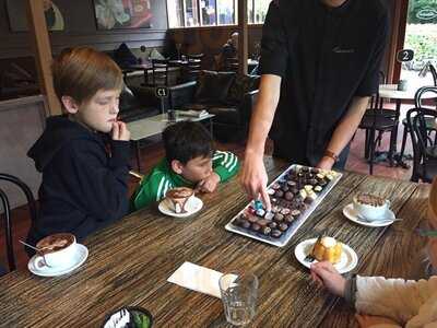 Hahndorf's Fine Chocolates In Montrose