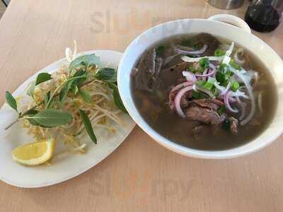 Pho Victoria