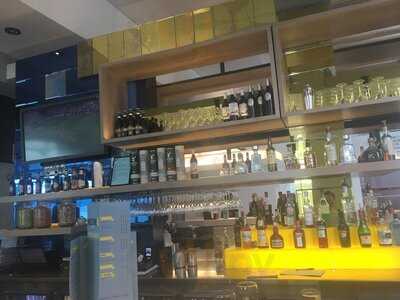 Limestone Cafe & Bar